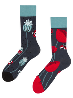 regular-socks-ladybugs-poppy-flowers-02-d1/d1f529ef6a1443fd805a84be3418b531e6bfb130