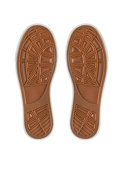 kids-canvas-shoes-football-pitch-1c/1c09e3dd59137b4d32611ad916569bdd3e6fabd1