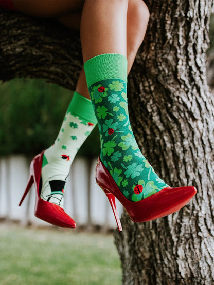 regular-socks-four-leaf-clover-for-luck-24/24a68d2a55cf8ab1c3c289974c5760b28dedf964