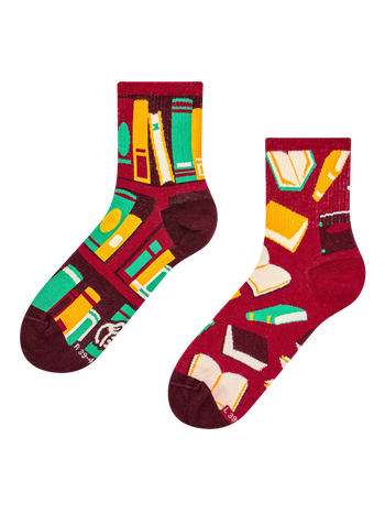Vesele srednje visoke čarape Otvorena knjiga