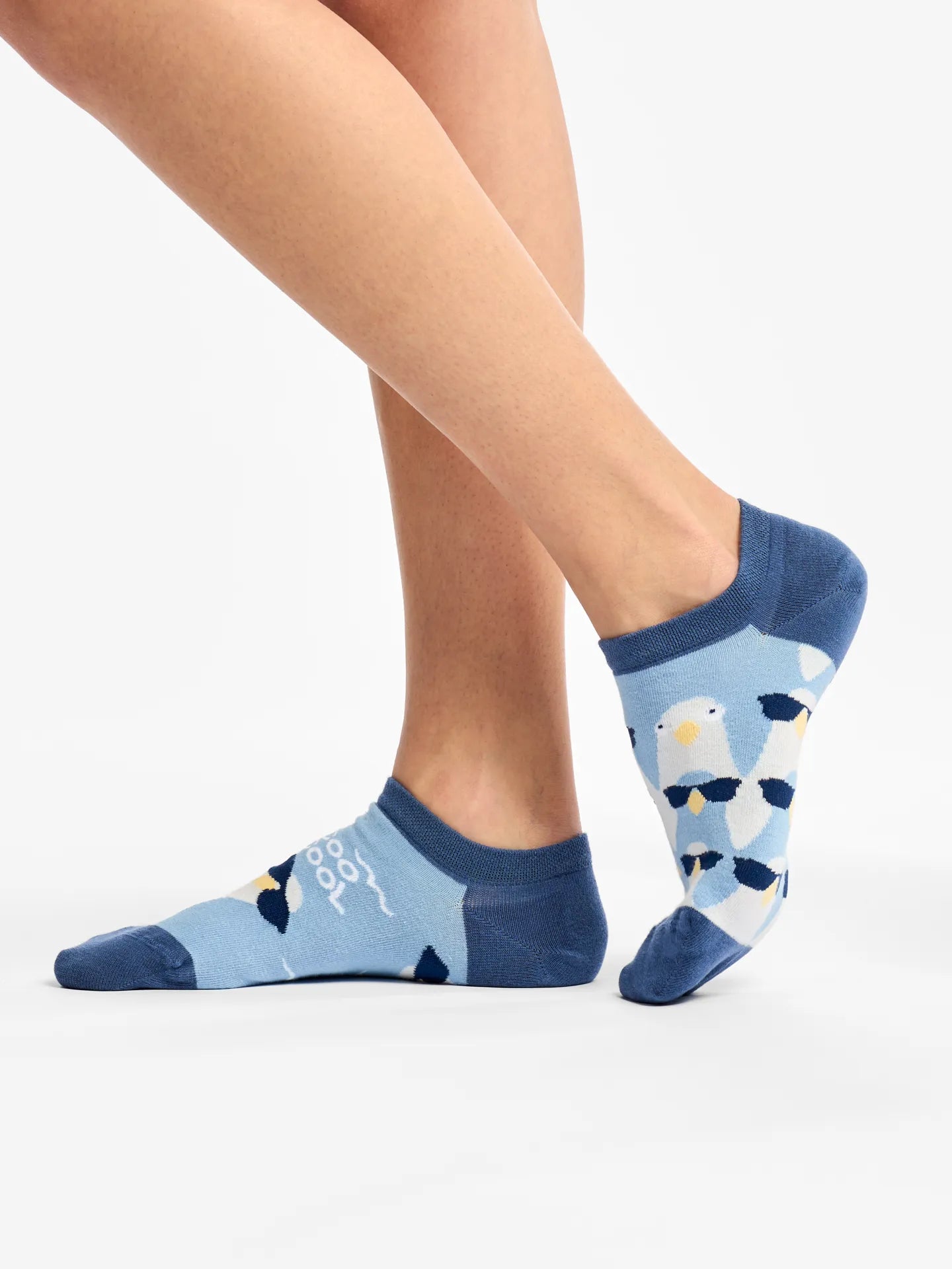 sneaker-socks-cool-pigeons-okt-a5/a58916047b42949f0379ddcd94f919337a48614e