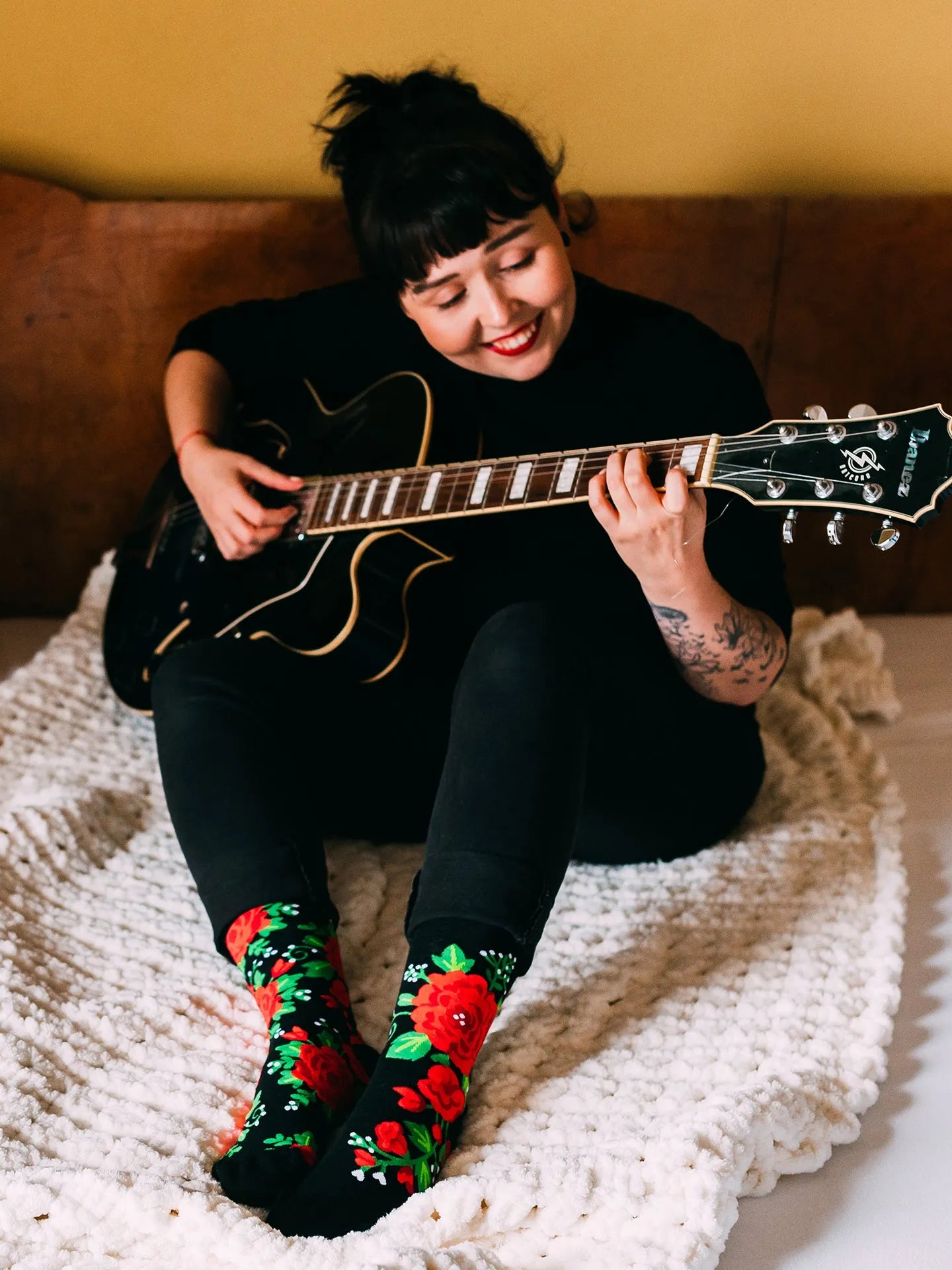 regular-socks-roses-44/4429272239f50dbe3327dc6814d7318581c7d553