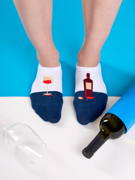 sneaker-socks-bottle-of-wine-okt-d7/d74e09f9d4f00679e47597d4464f32cdbe843cf3