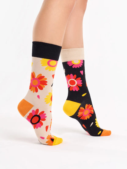 regular-socks-loves-me-loves-me-not-73/735f91c6073496a367668dcb0efcd0f441d994a8
