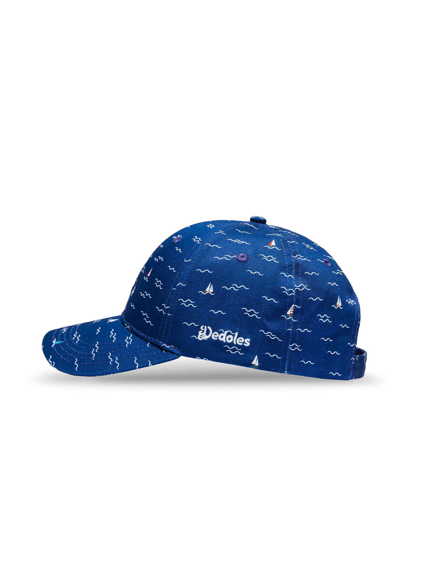 cap-sailboats-on-the-sea-7b/7bc4cbfde2f9076029d394a3269d6ba9ed54d7be