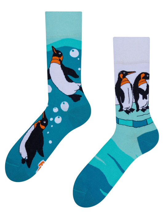 regular-socks-penguins-02-d3/d30cd1d43e4bfaf9bc609176f5d1aabe961258e0