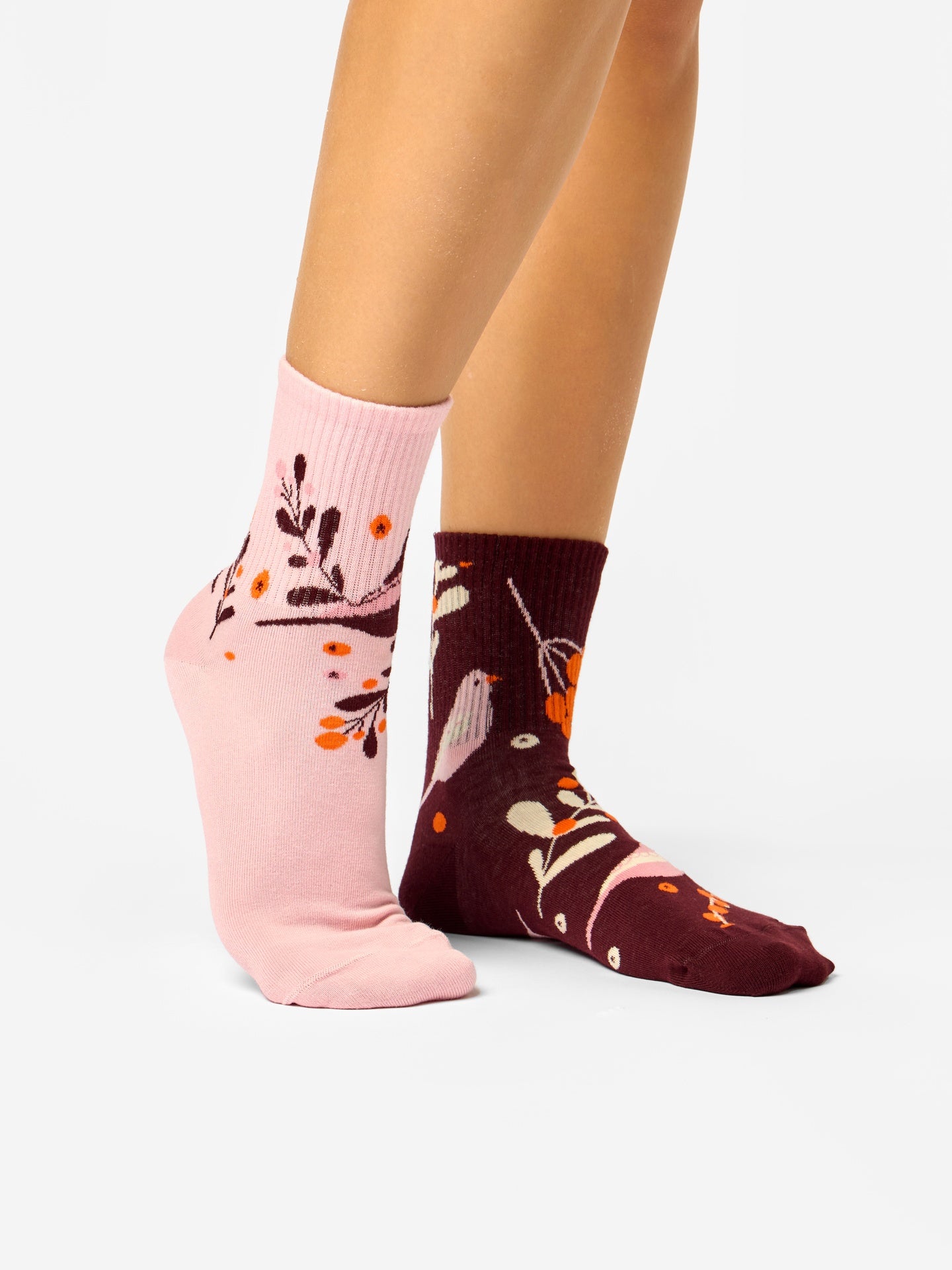 crew-socks-birds-berries-fa/fa5a0ae3f1d3f581338d350db88b7f6ce4fe5ee0