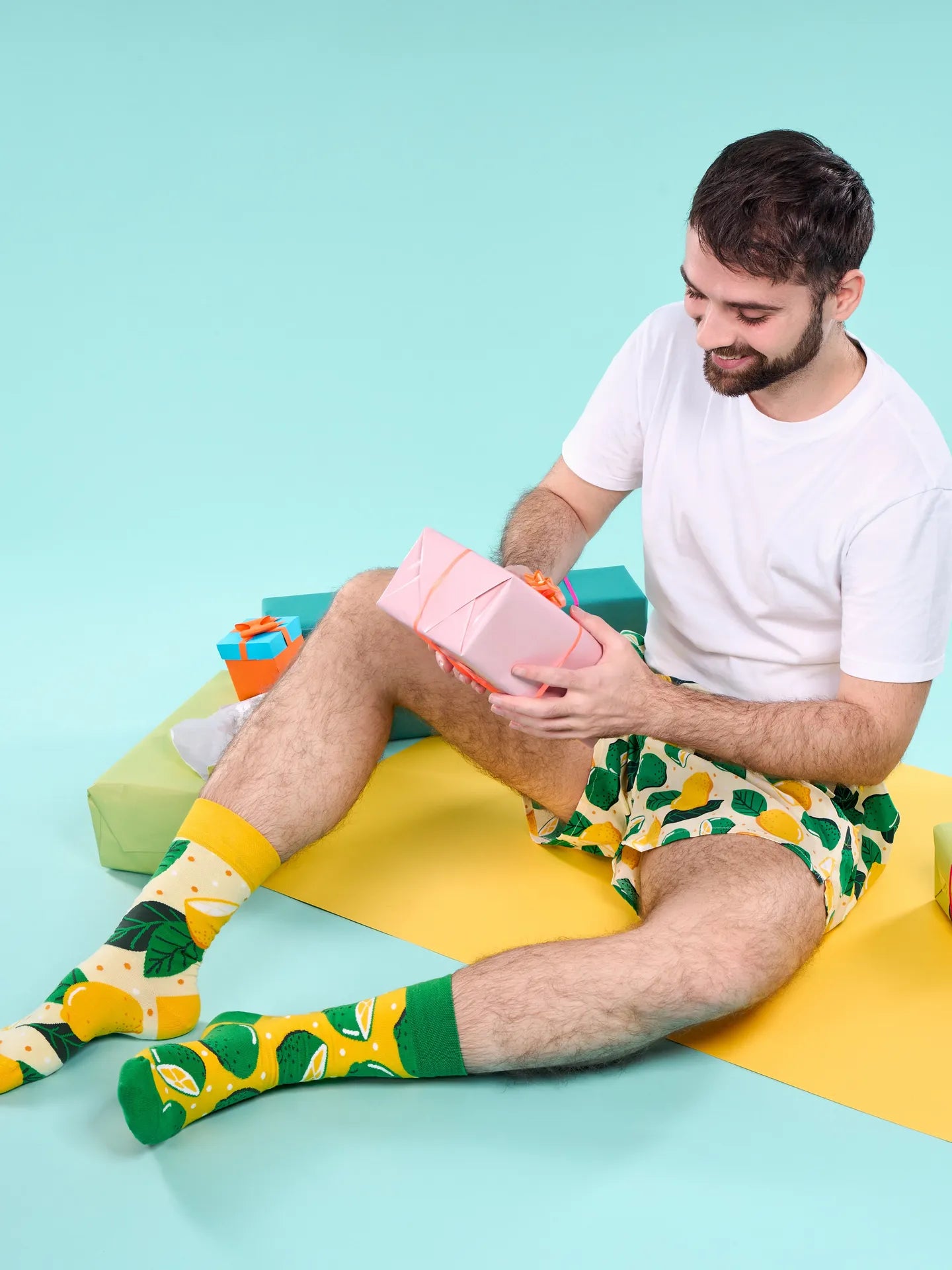 regular-socks-lime-lemon-02-44/445e2db8f3b96a5ccfc896f8a64c88946ce785c0