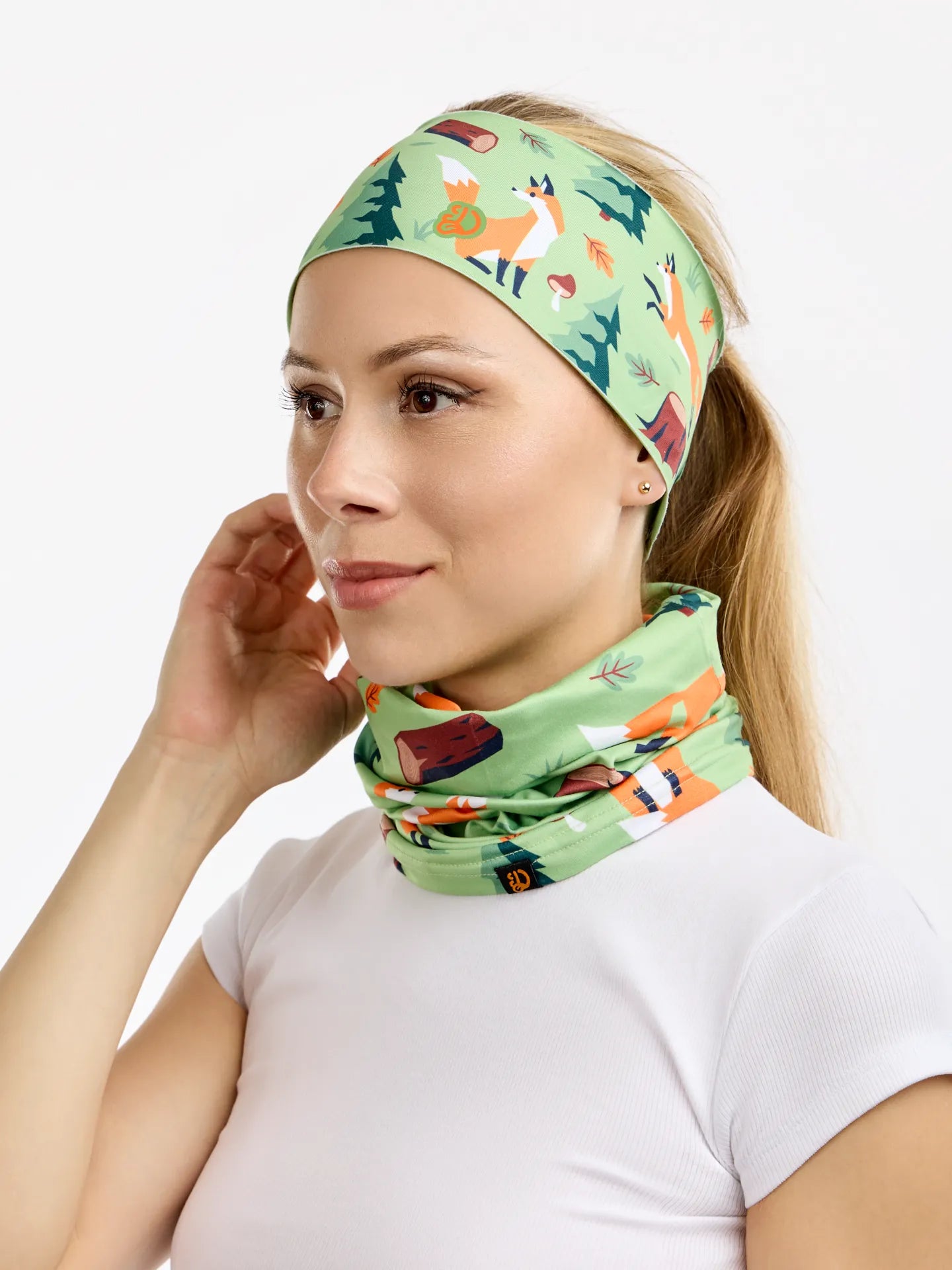 neck-warmer-fox-in-the-forest-f1/f1176ad30550f7714312dec88dffe2b5ed05c48a