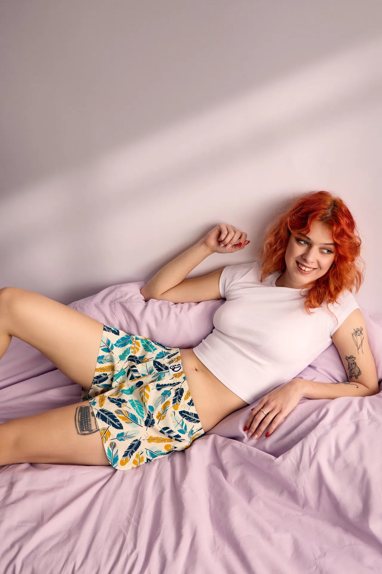 womens-boxer-shorts-feathers-b1/b13af7d3959a85df021da76614e8fe4e432a3ae5