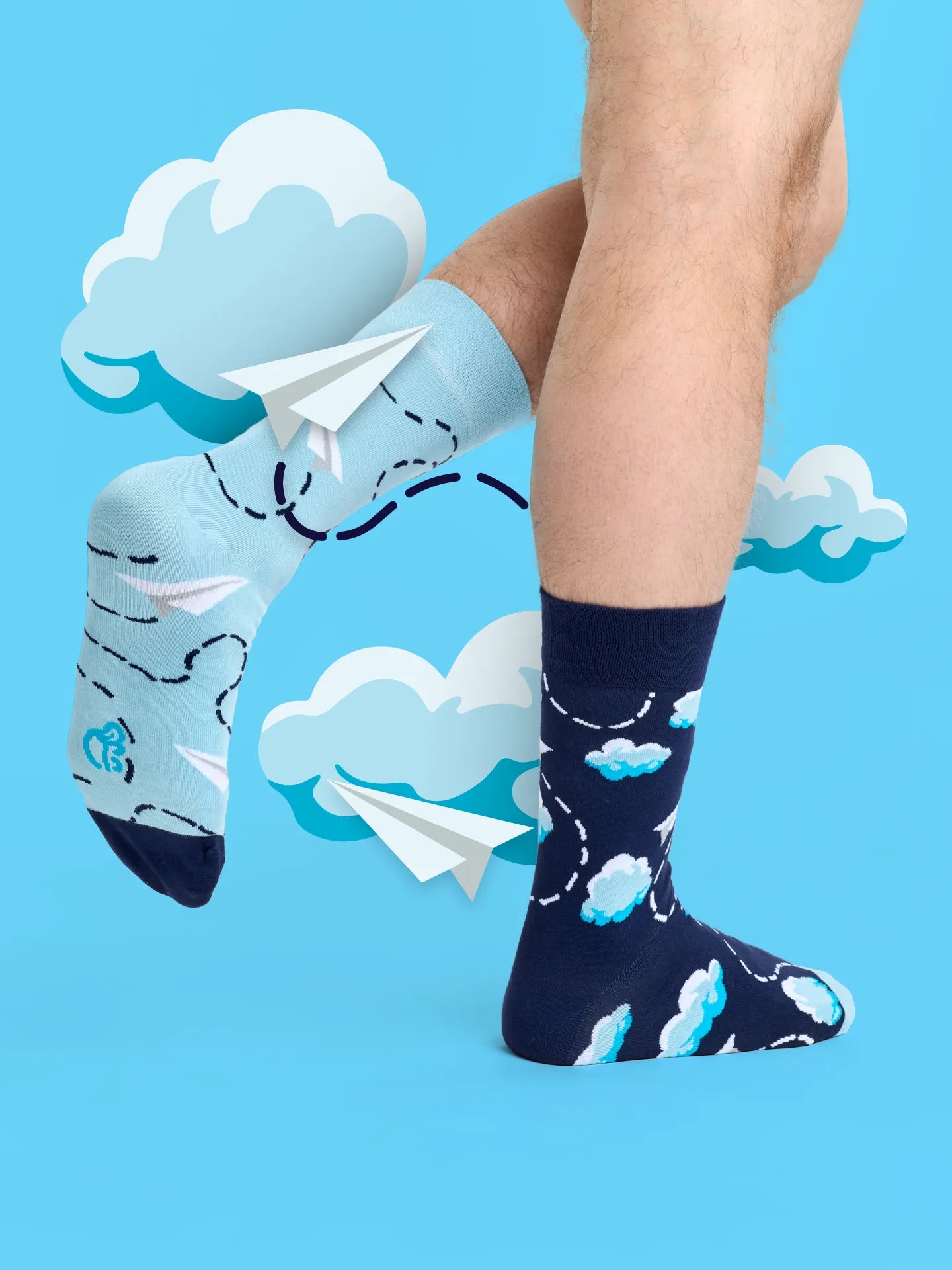 bamboo-regular-socks-paper-planes-clouds-b2/b28c5dfdd3adb75f95e6807eb63ece259e381fb4