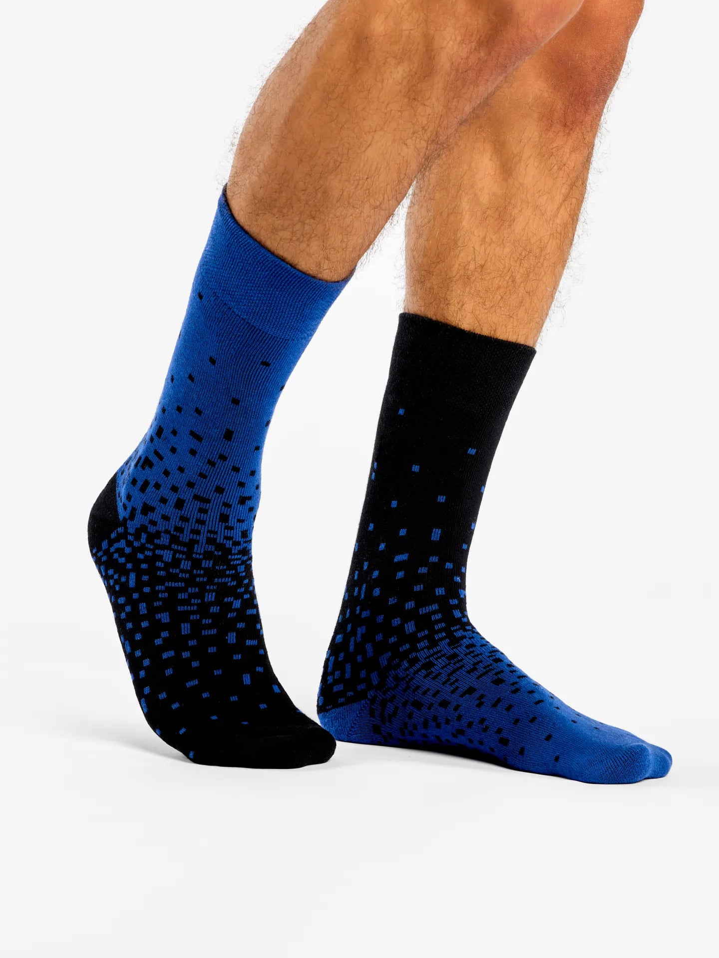 warm-socks-blue-black-ba/baafc787762f0f163a19a95f677063c06af794e3