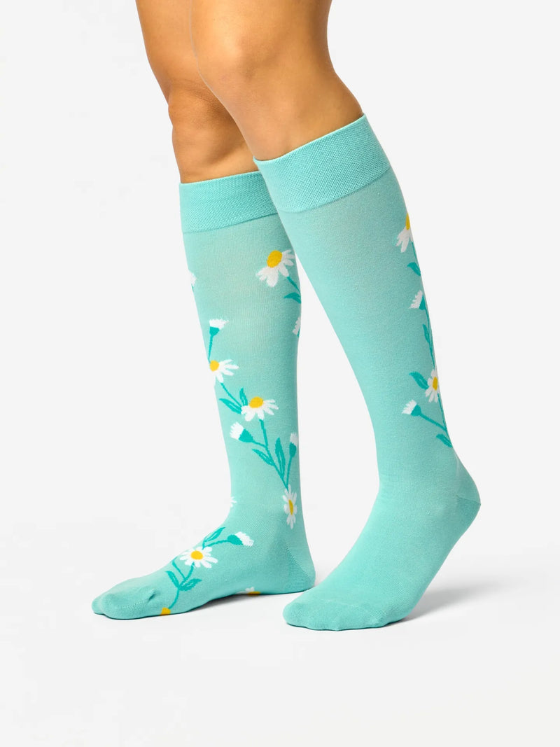 knee-high-socks-turquoise-chamomile-c0/c0b91e28198aba045398b572a598fd244f03b55d