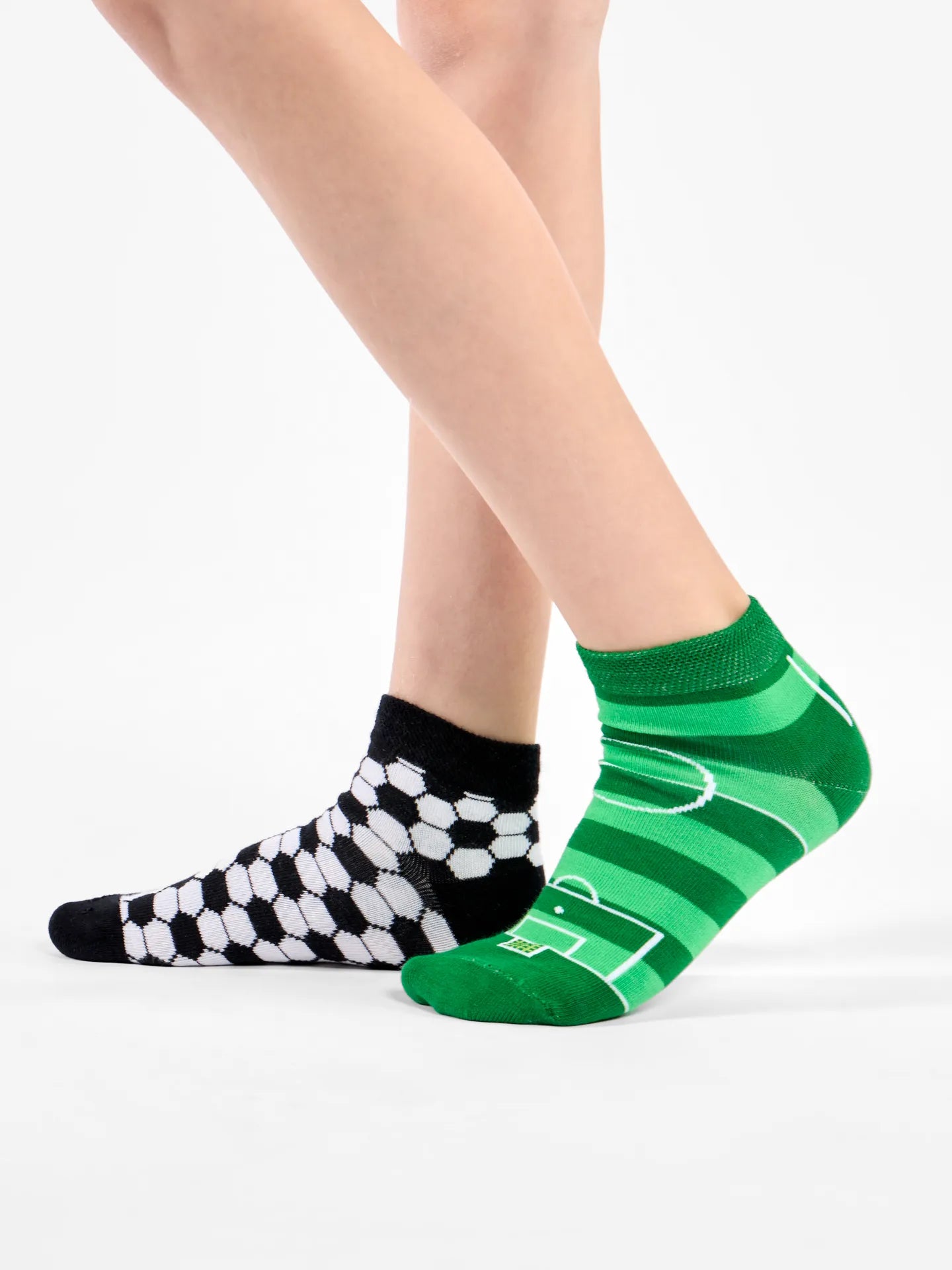 kids-ankle-socks-football-da/dace2b4ae295a873d15987ef155ab754417015a6