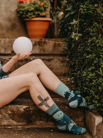 regular-socks-bats-in-the-night-02-8f/8f6748ab1d8cc8d93f03cfdcc8fd1a19453585ba