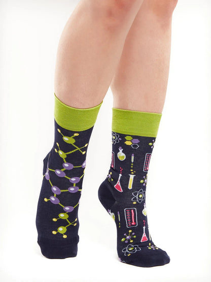 regular-socks-chemistry-02-94/94a5b9bb568207f0726316c7c82b414225f6e413