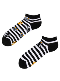 ankle-socks-cats-stripes-02-f8/f8ff457f5a3dfcc85f525393ca4ab7fdb61c4325