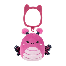 Squishmallows privjesak za ključeve – monarh leptir Marcelina ružičast poput maline, 9 cm