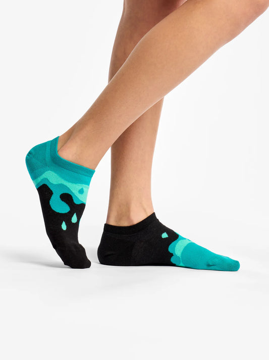 sneaker-socks-turquoise-drops-okt-2d/2d87ec4eebd19501c9cd7fdb4581bc3e1ef6afba